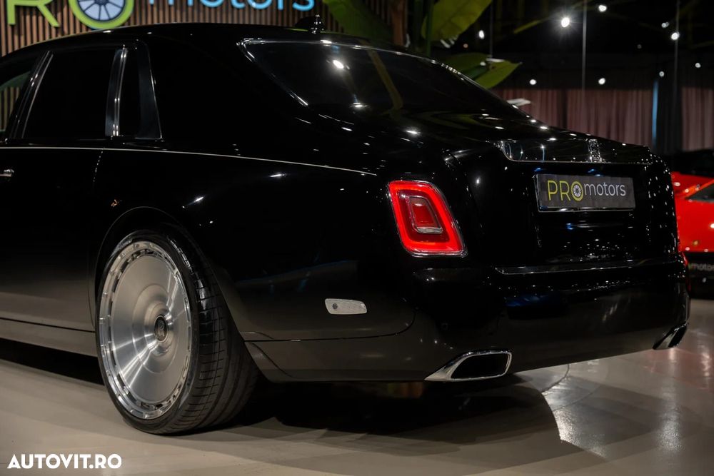 Rolls-Royce Phantom - 33