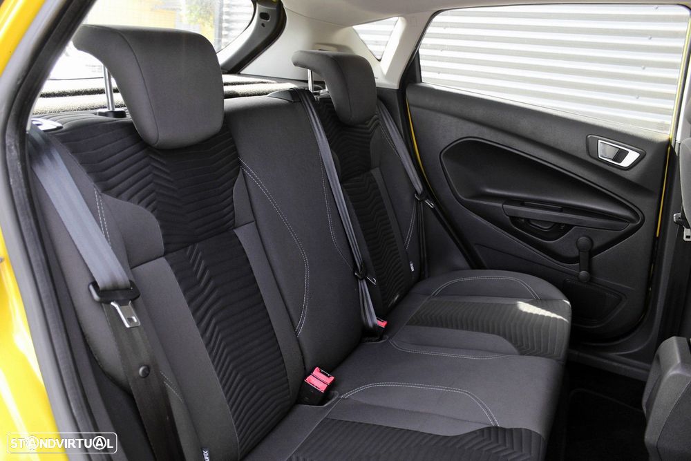 Ford Fiesta 1.0 EcoBoost Titanium - 31