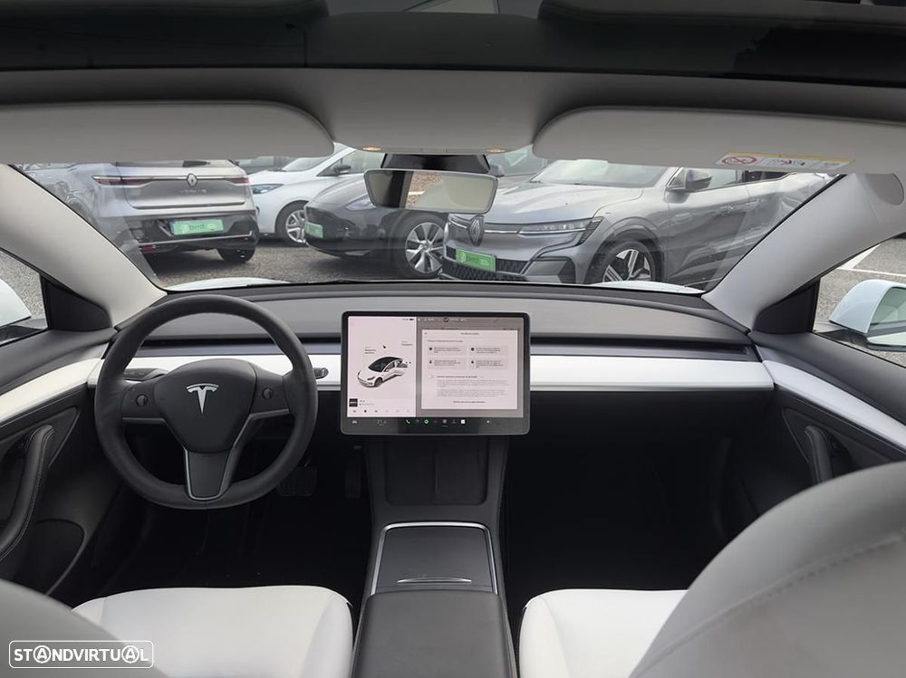 Tesla Model 3 Standard Range Plus RWD - 29