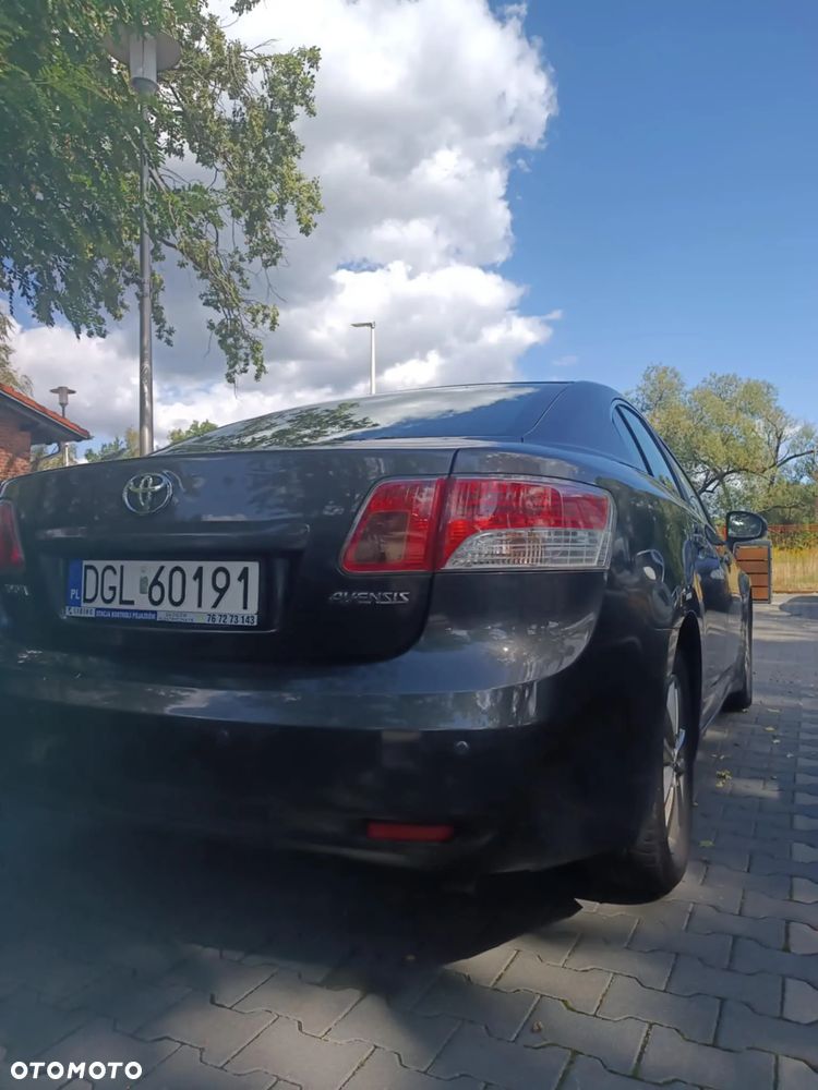 Toyota Avensis 2.0 D-4D Sol - 3