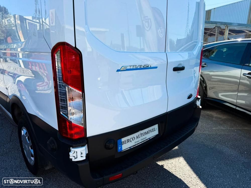 Ford Transit L2H3 Trend - 16