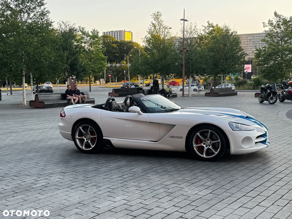 Dodge Viper - 13