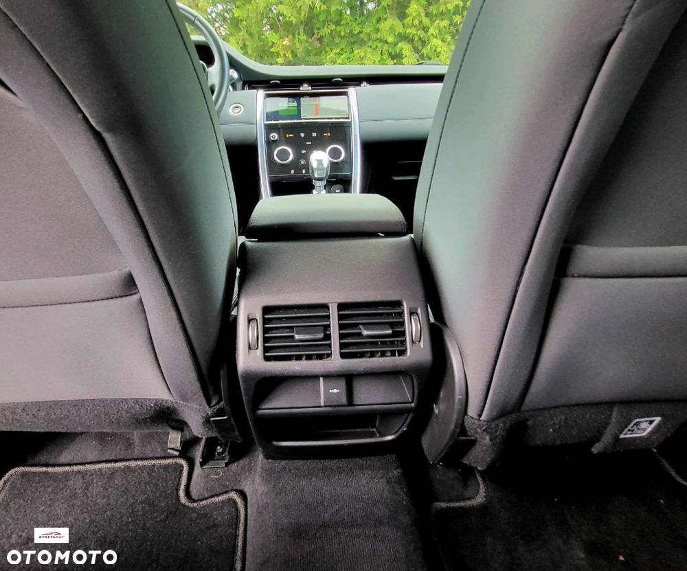 Land Rover Discovery Sport - 33