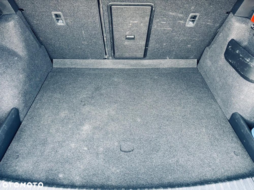 Skoda Karoq 2.0 TDI SCR 4x4 Style DSG - 10