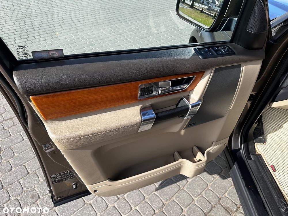 Land Rover Discovery 2.7D V6 HSE - 13