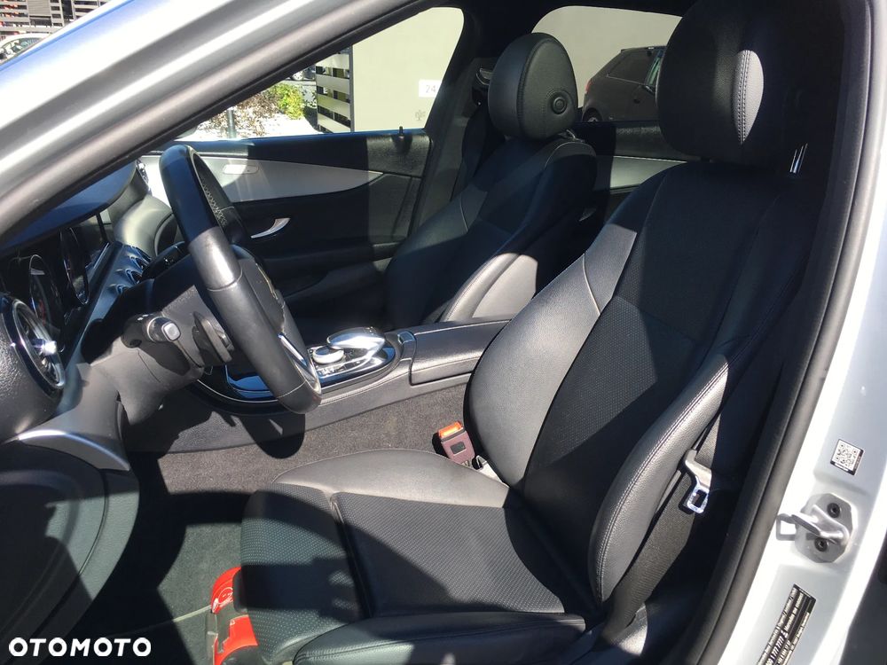 Mercedes-Benz Klasa E 220 d 9G-TRONIC Avantgarde - 16