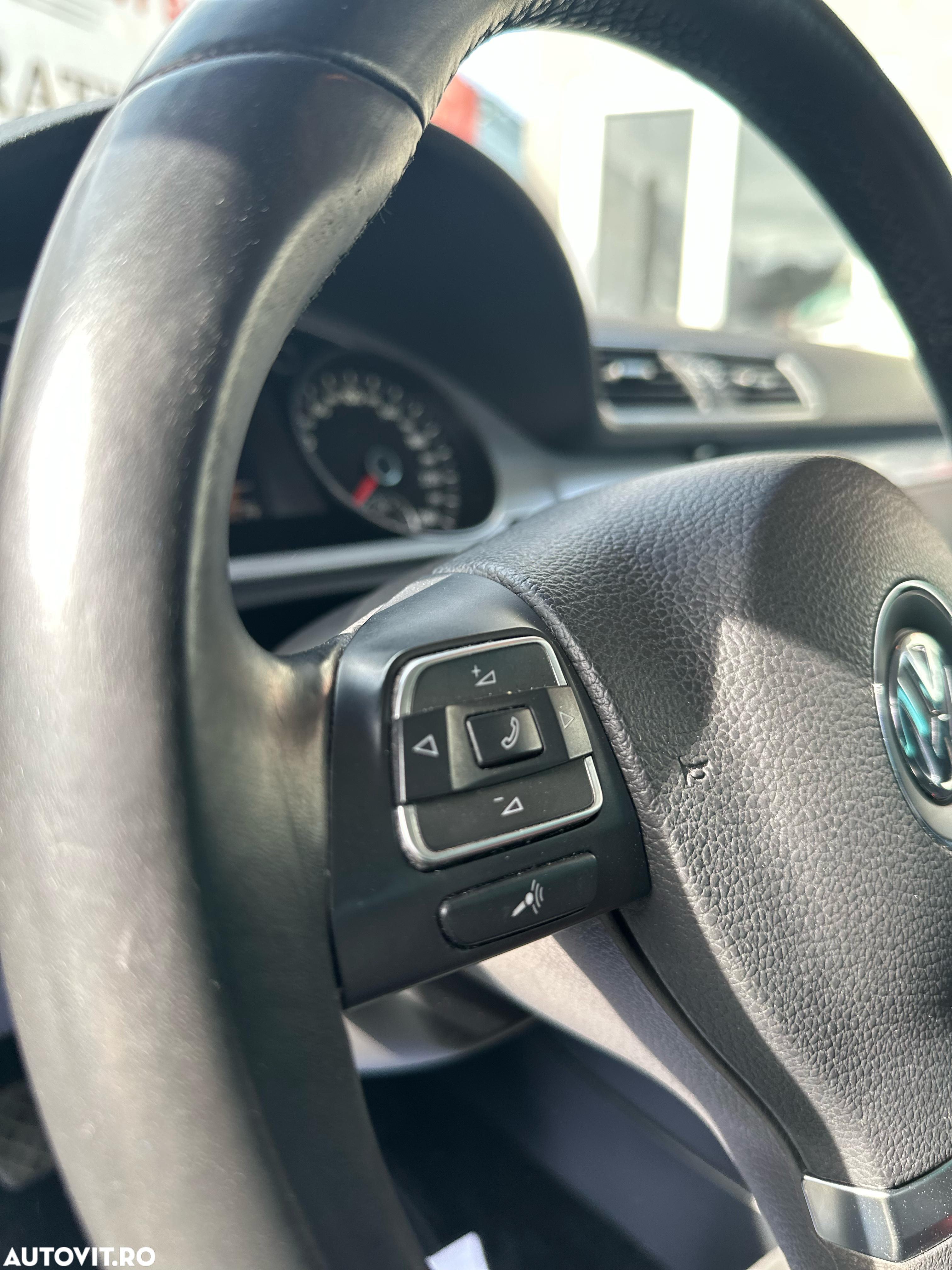 Volkswagen Passat CC - 21