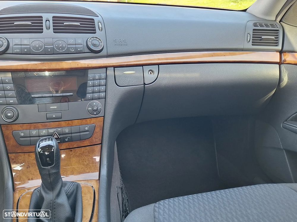 Mercedes-Benz E 220 CDI Elegance - 11