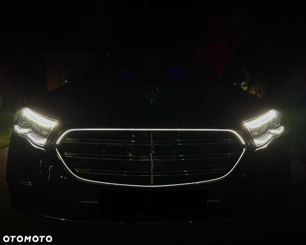 Mercedes-Benz Klasa E 220 d 4-Matic Exclusive - 24
