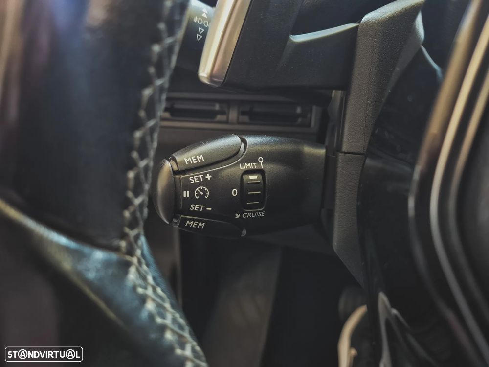 Peugeot 3008 BlueHDi 120 Stop & Start EAT6 Allure - 19