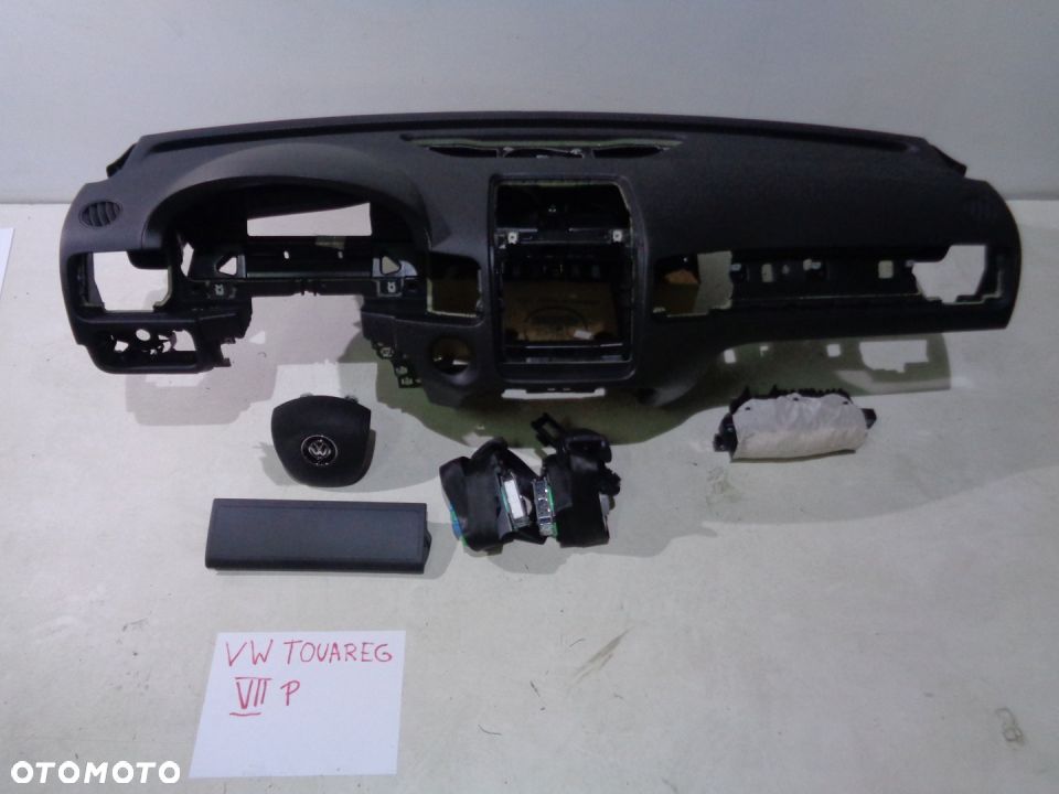 VOLKSWAGEN TOUAREG 7P VII VW DESKA AIRBAG PASY - 1