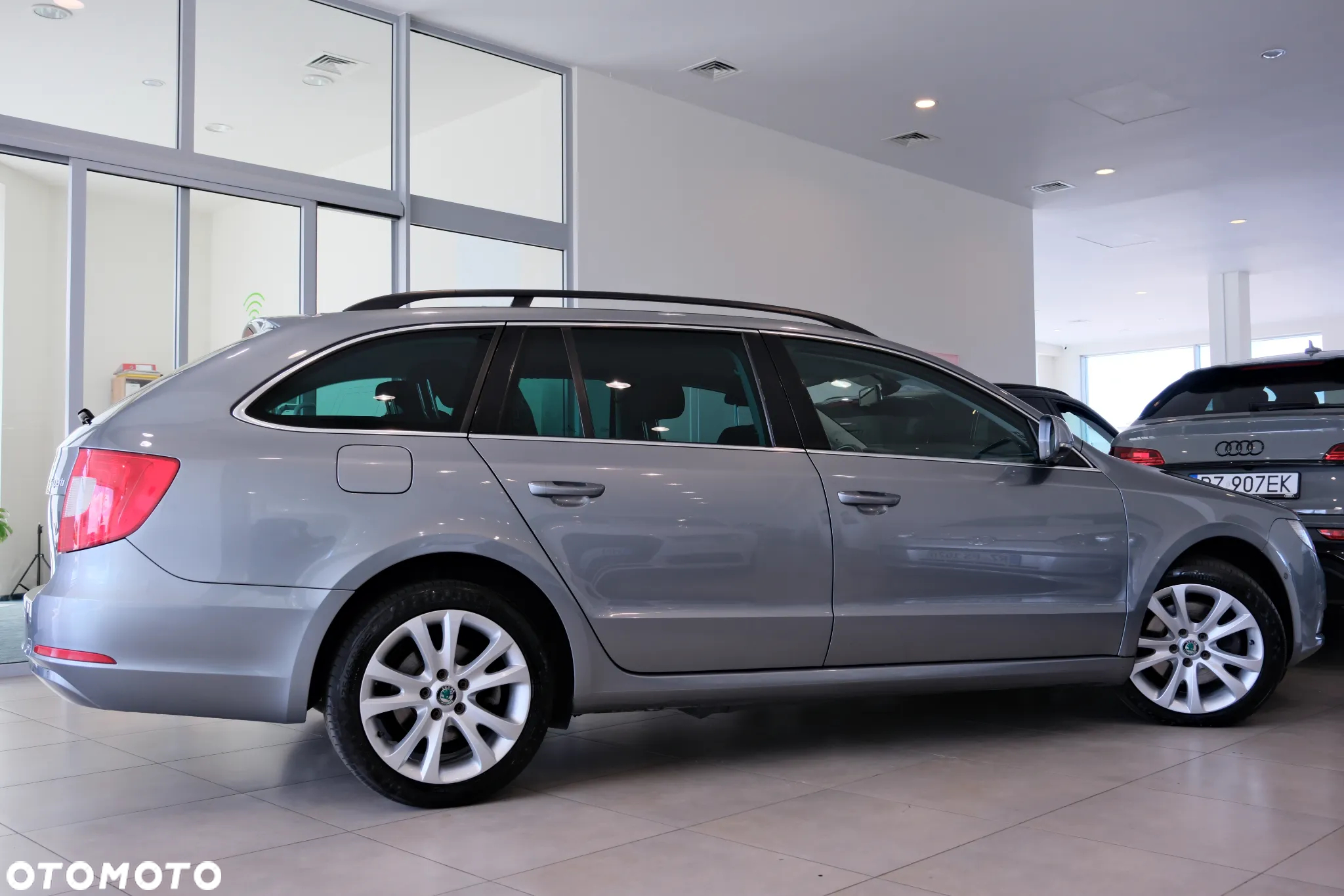 Skoda Superb 2.0 TDI Ambition - 15