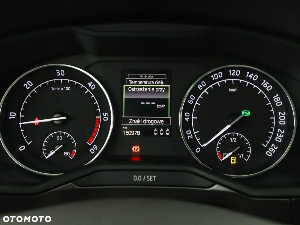 Skoda Superb 2.0 TDI 4x4 Style DSG - 23