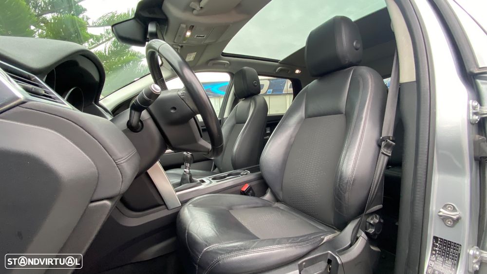 Land Rover Discovery Sport 2.0 TD4 SE - 25