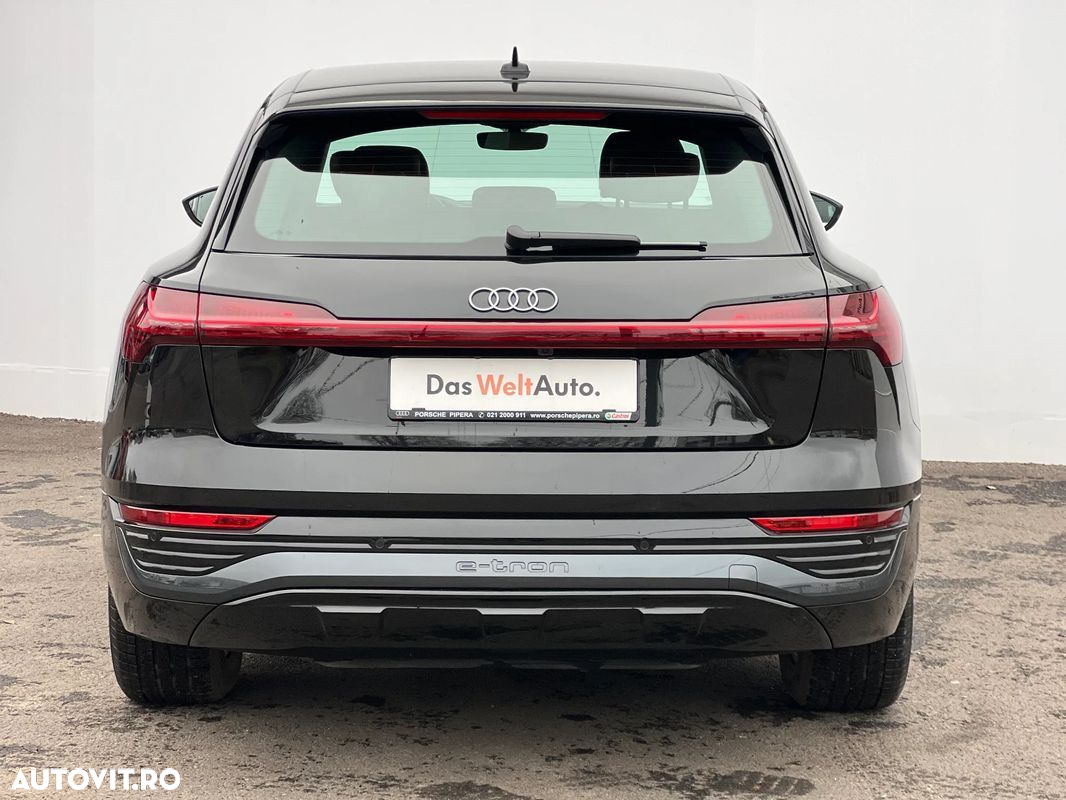 Audi Q8 - 37