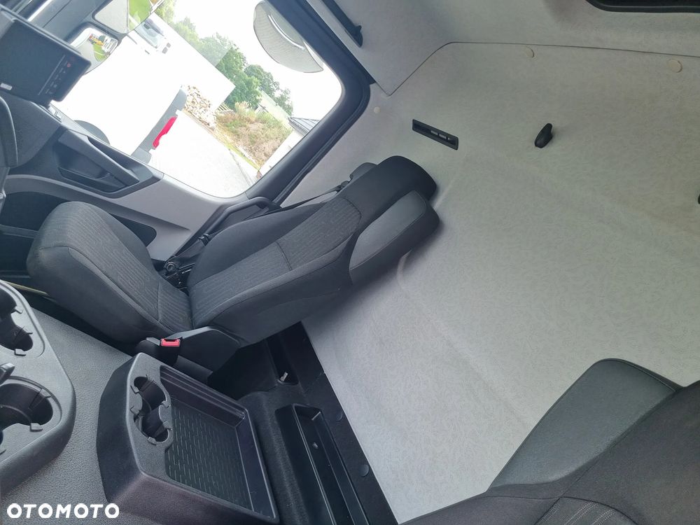 Mercedes-Benz Antos 1830 - 7