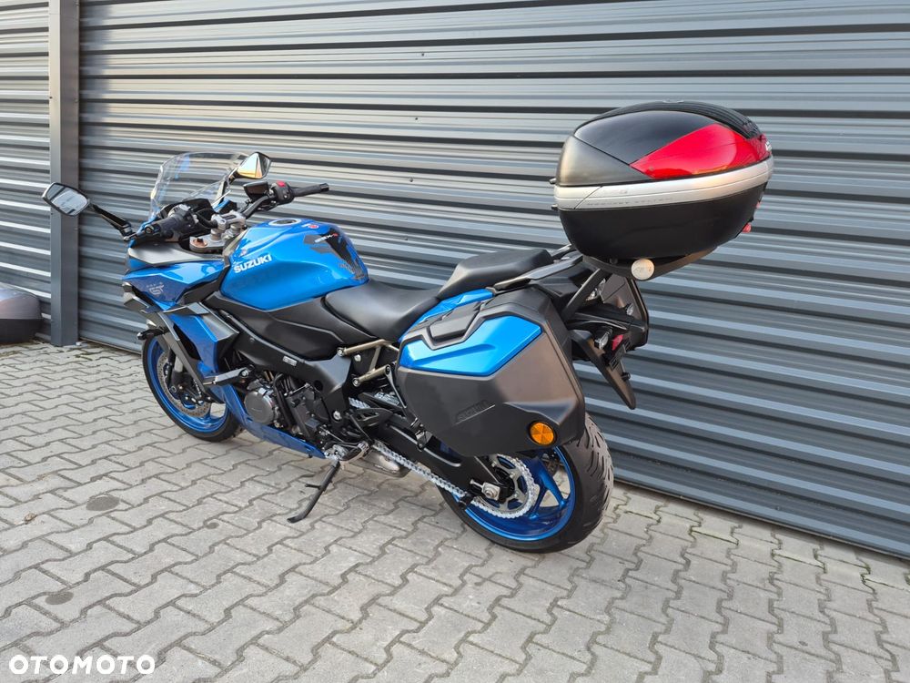 Suzuki GSX - 5