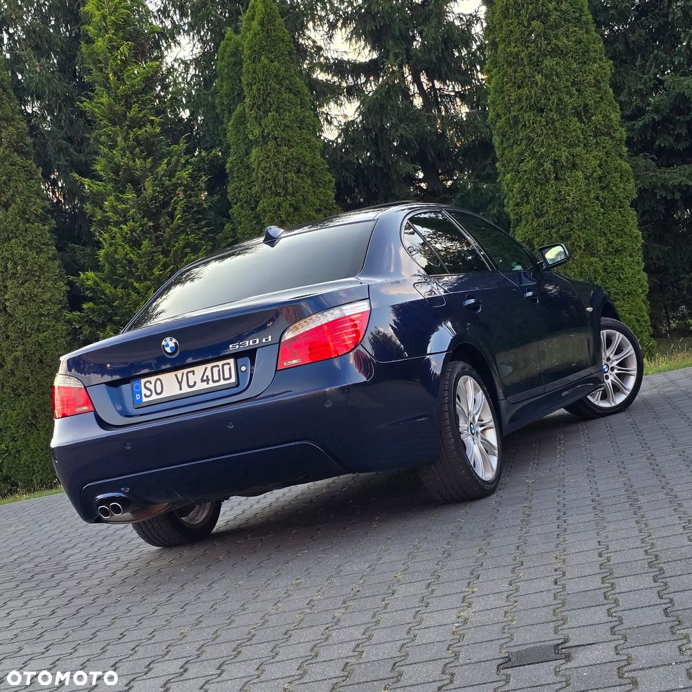 BMW Seria 5 530d Sport-Aut Edition Sport - 15