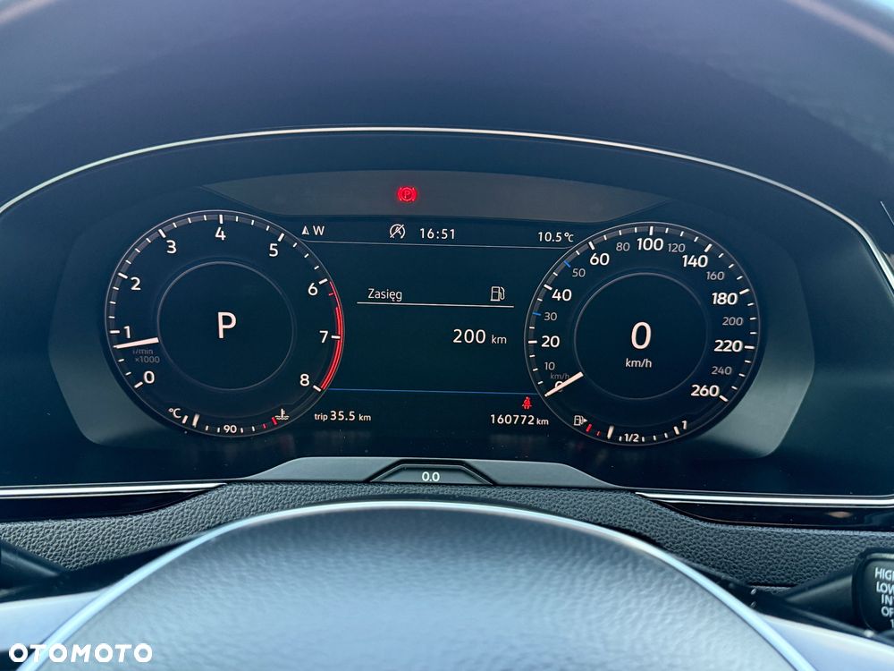 Volkswagen Passat - 15