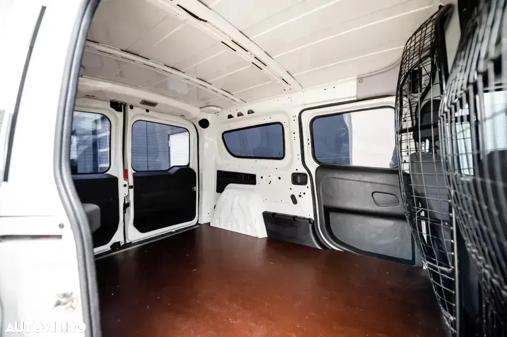 Fiat Doblo Cargo MAXI SX - 14