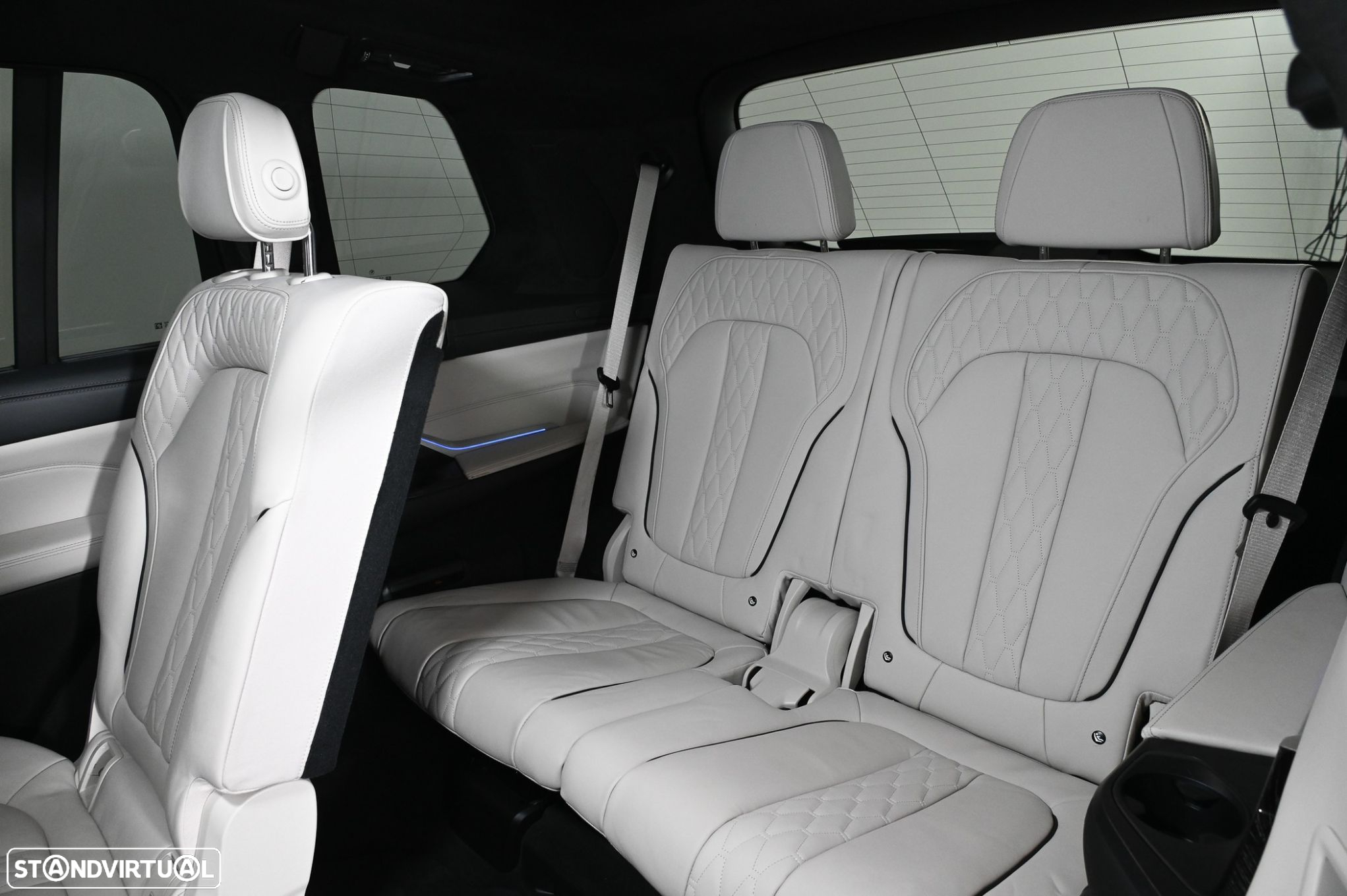 BMW X7 M50i - 16