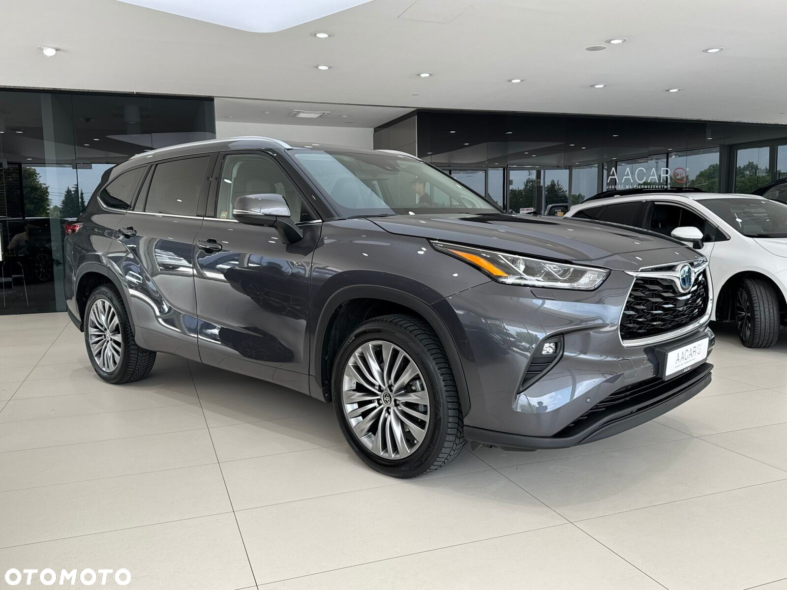 Toyota Highlander - 6
