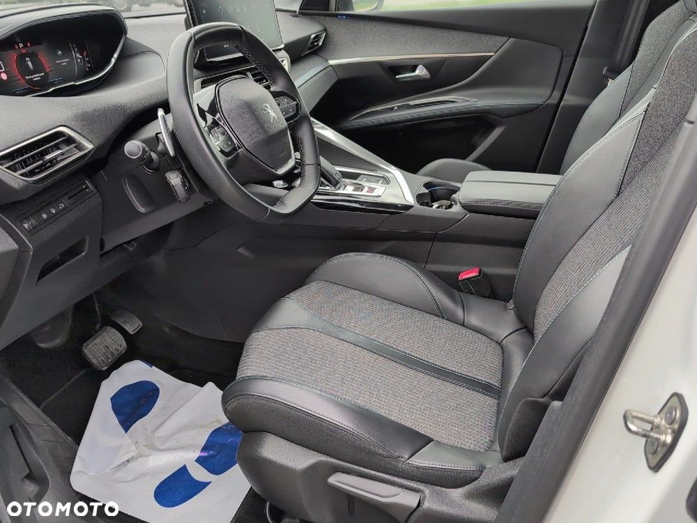 Peugeot 5008 1.2 PureTech Allure Pack S&S EAT8 - 10