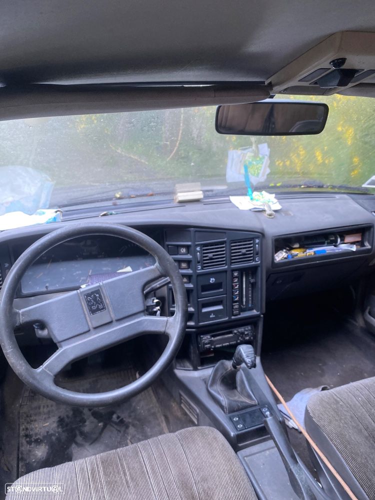 Peugeot 505 Break 2.5 GRD - 5