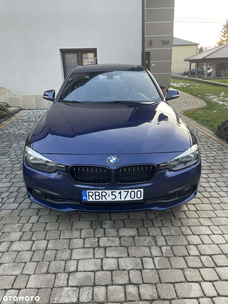 BMW Seria 3 320i xDrive Edition M Sport Shadow - 1