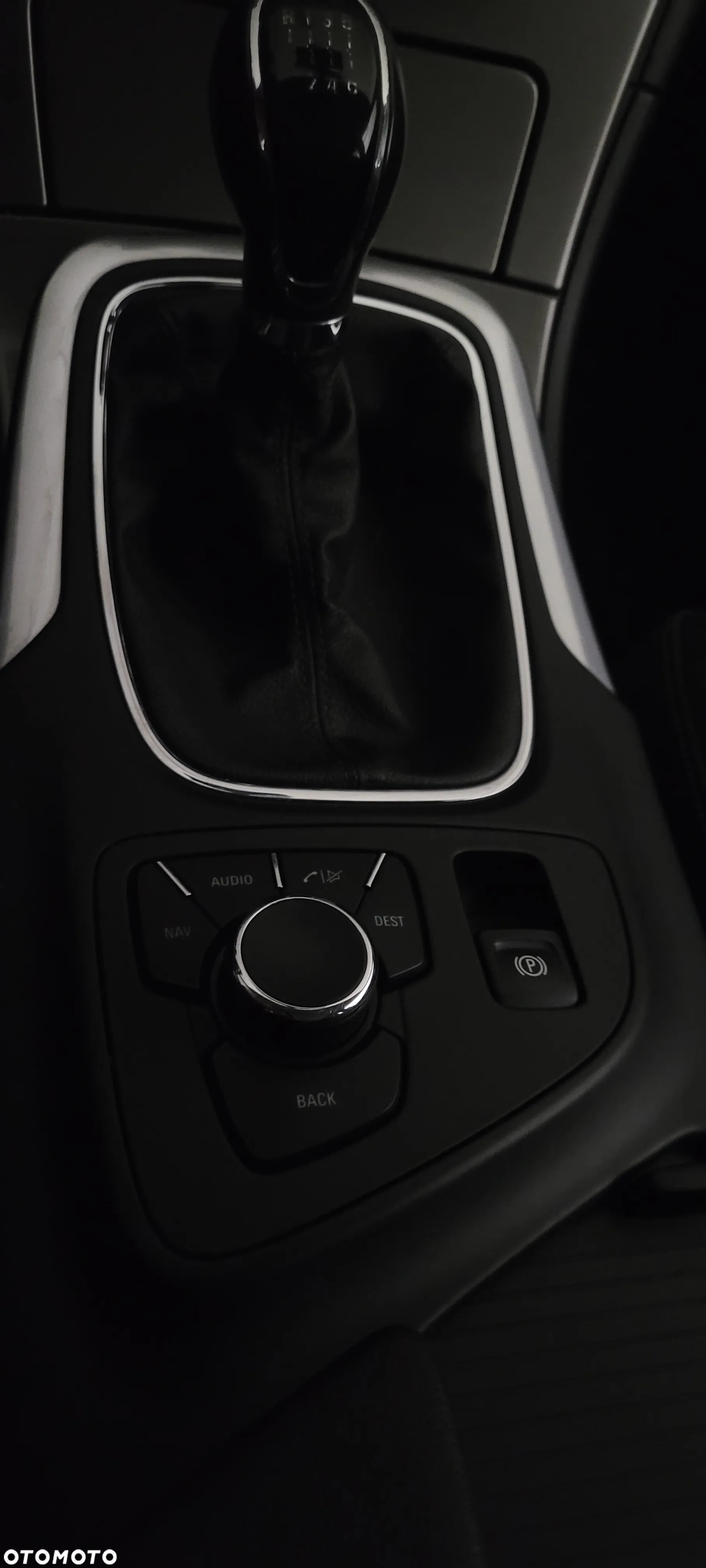 Opel Insignia - 16