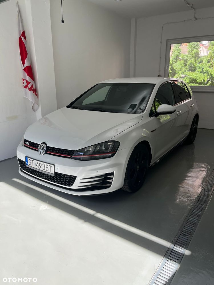 Volkswagen Golf GTI (BlueMotion Technology) DSG - 6