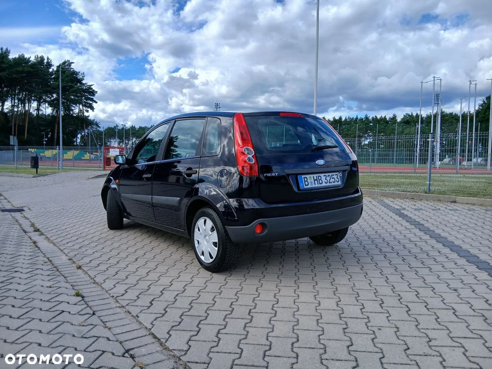 Ford Fiesta 1.3 Viva - 9