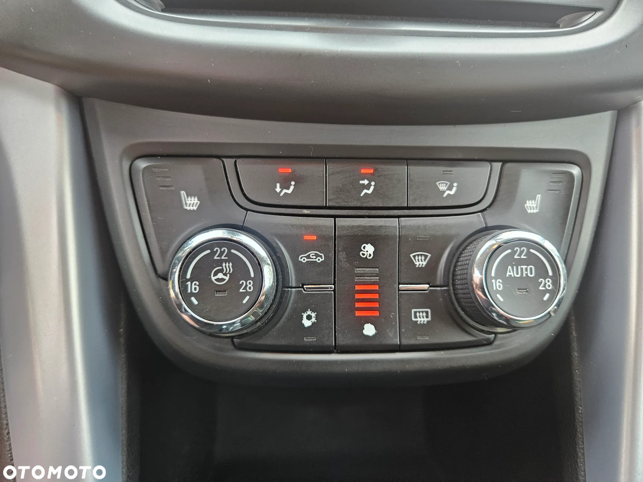 Opel Zafira 2.0 CDTI Cosmo - 26