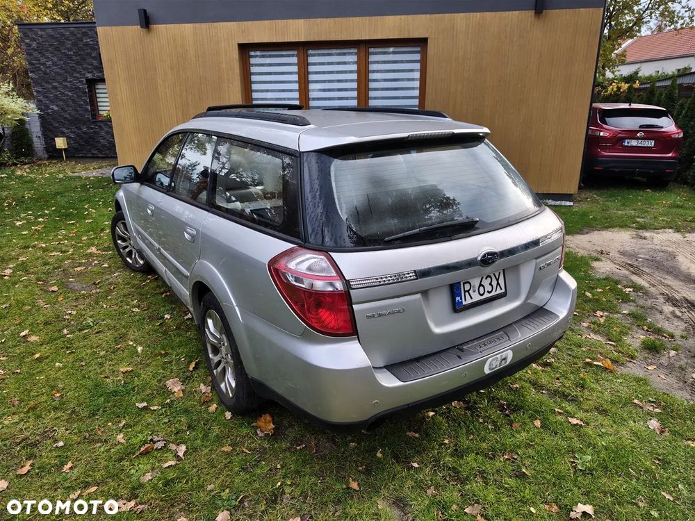 Subaru Legacy - 1