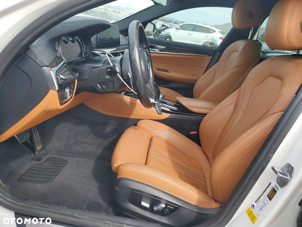 BMW Seria 5 530i M Sport Edition - 7