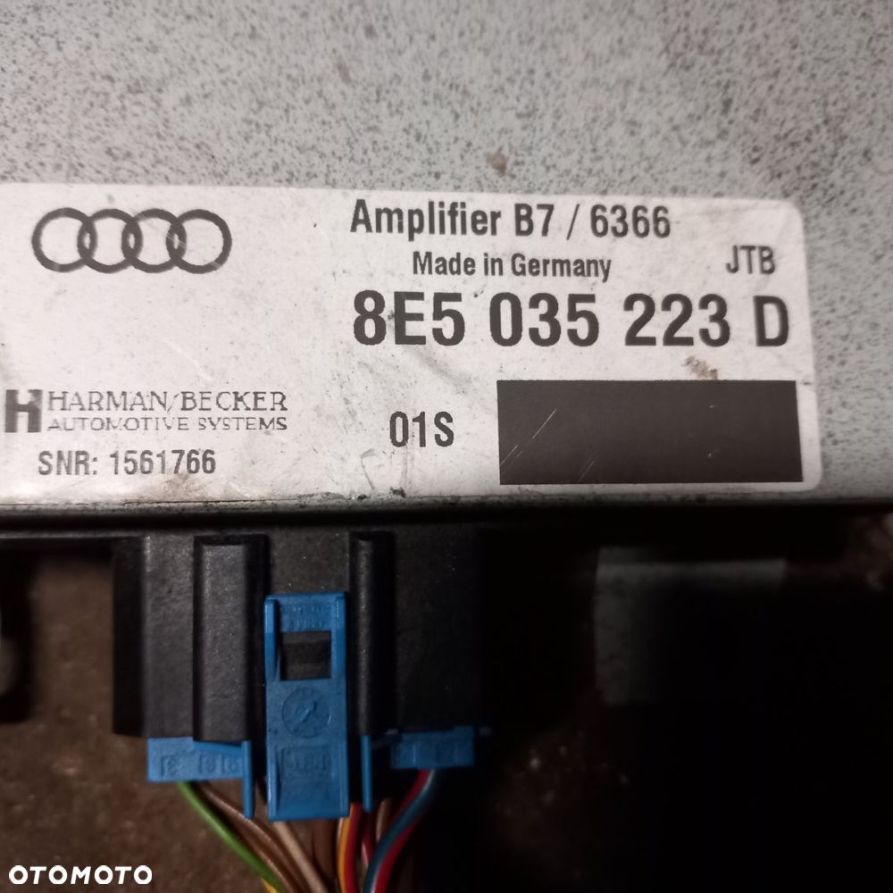 Audi A4 B6 B7 wzmacniacz radia 8E9035223  8E5035223 - 2