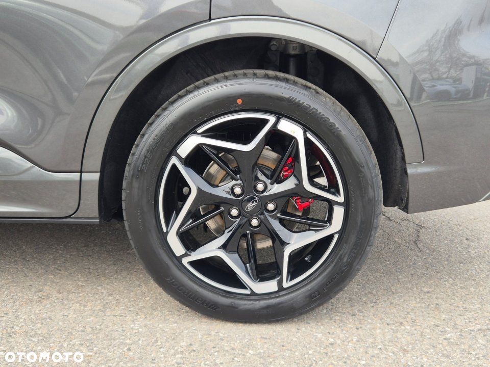 Ford Kuga - 8