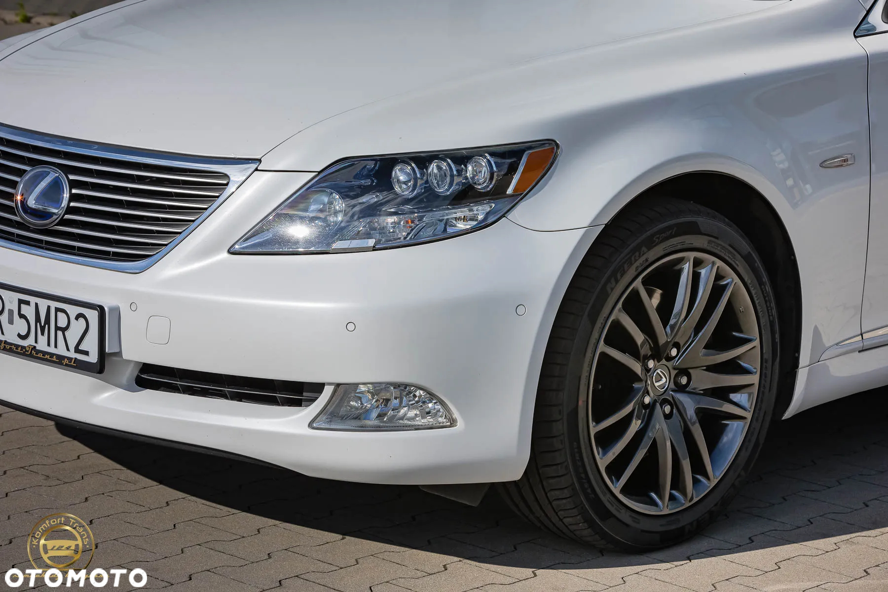 Lexus LS 600h Luxury Line - 15