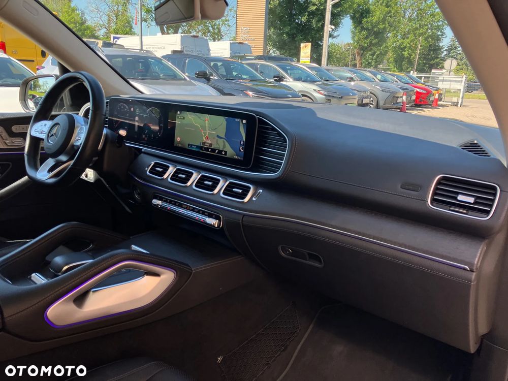 Mercedes-Benz GLS - 16
