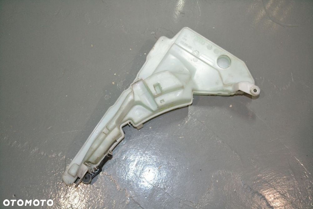 AUDI A6 C6 ZBIORNICZEK PŁYNU SPRYSKIWACZY POD XENON 4F0955453 - 1