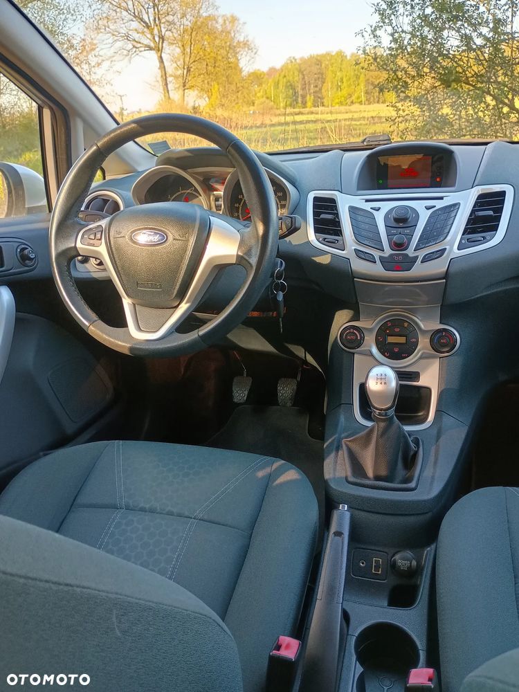 Ford Fiesta 1.25 Titanium - 5