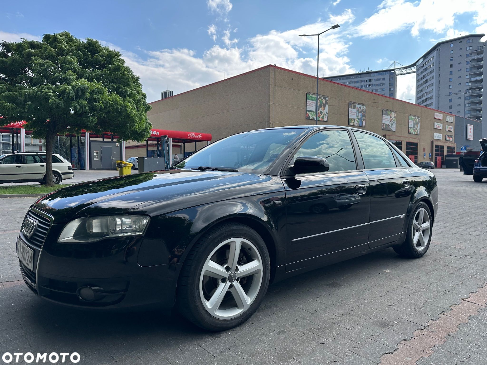 Audi A4 - 1