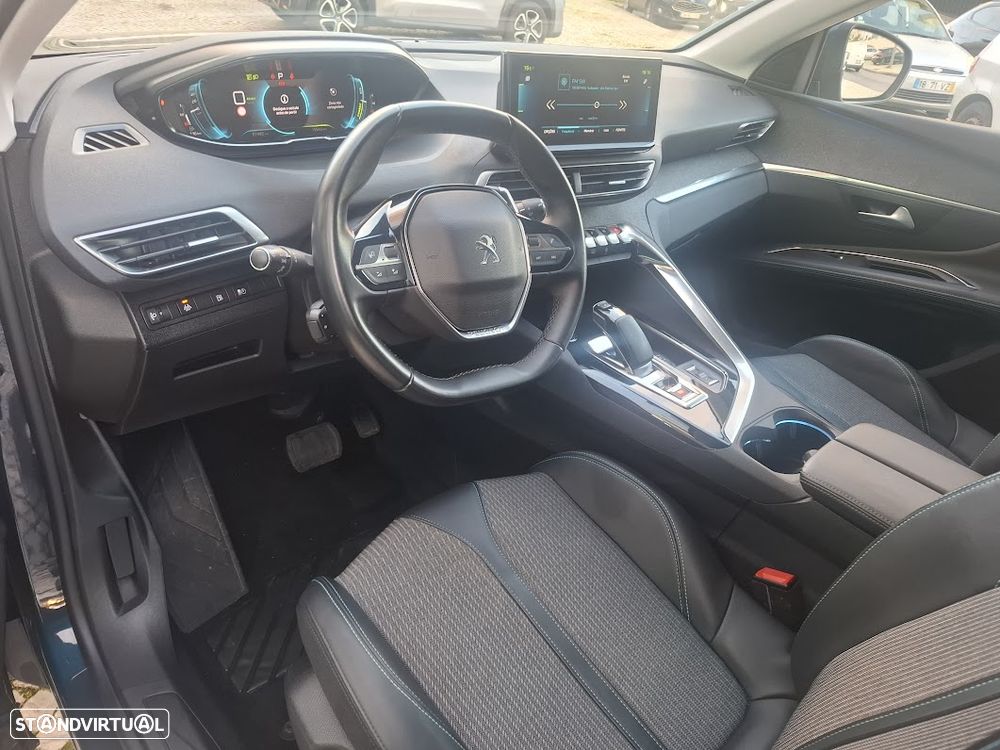 Peugeot 3008 1.6 Hybrid Allure e-EAT8 - 28