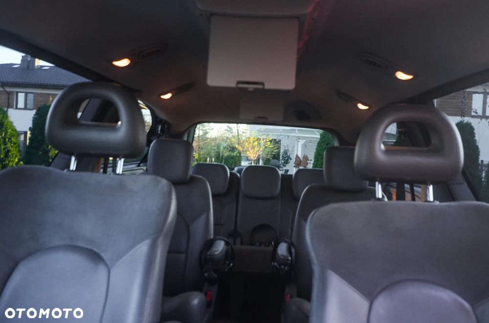 Chrysler Grand Voyager 3.3L LX - 33