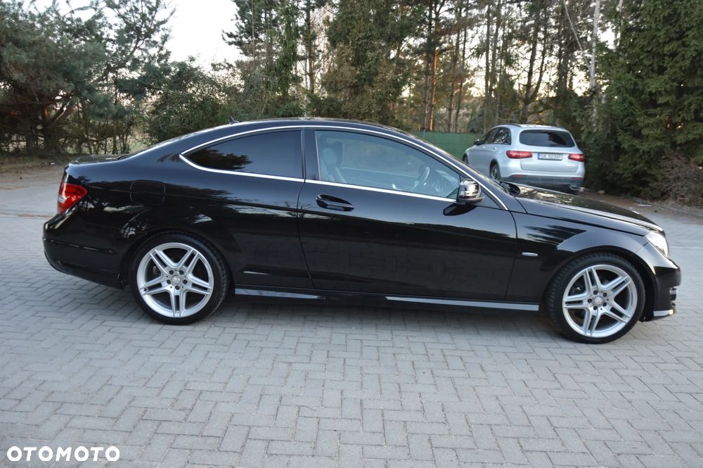 Mercedes-Benz Klasa C 180 BlueEFFICIENCY - 4