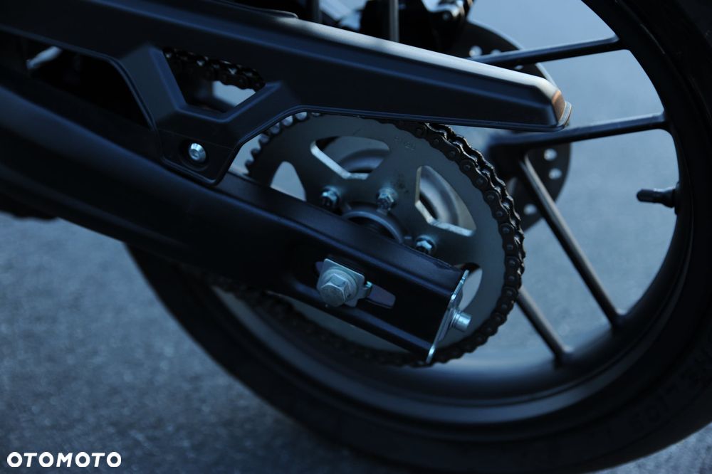 VOGE R125 - 15
