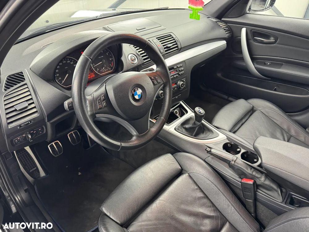 BMW Seria 1 118i Edition Sport - 8