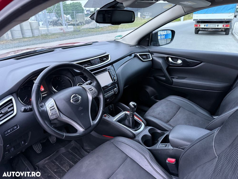Nissan Qashqai 1.5 DCI Start/Stop Tekna - 32