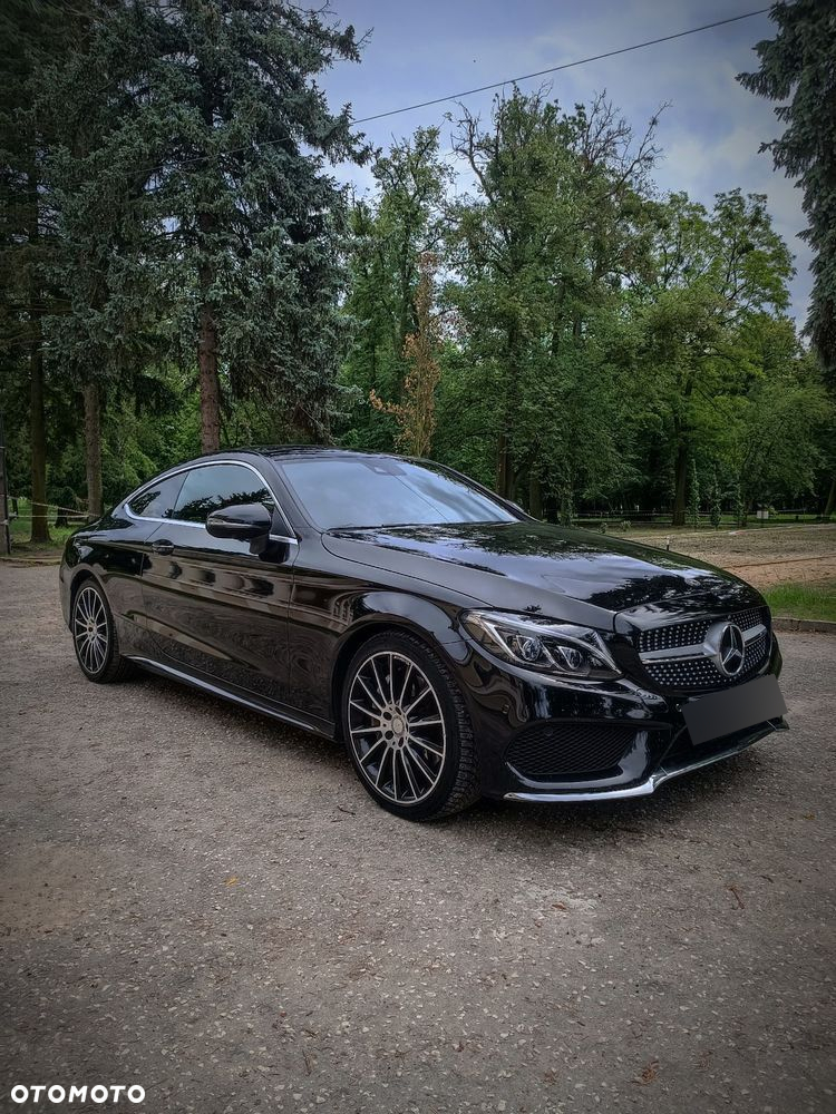 Mercedes-Benz Klasa C 300 9G-TRONIC - 2