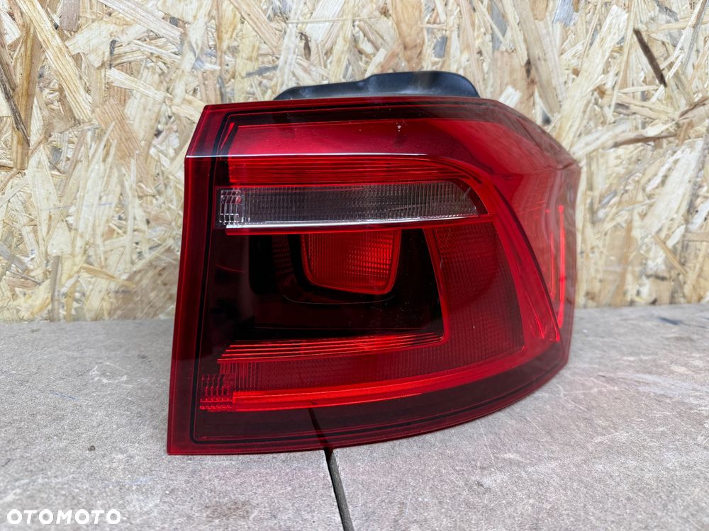 LAMPA TYŁ PRAWA W BŁOTNIK VOLKSWAGEN GOLF SPORTSVAN 510. 510945096S - 11